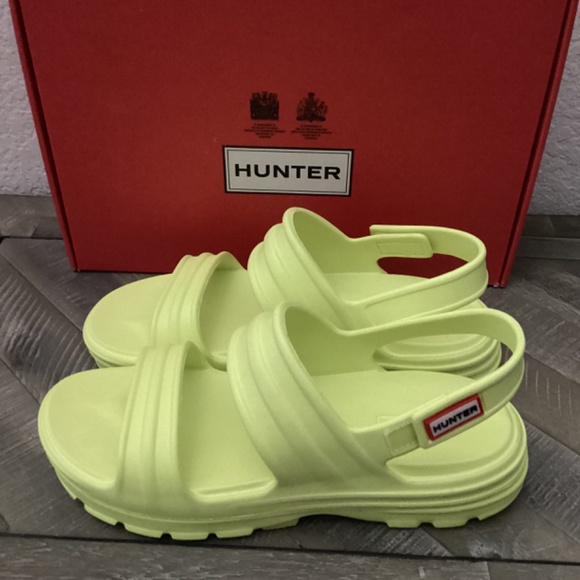 HUNTER Slingback Sandal (Women), size 9 - Picture 4 of 11